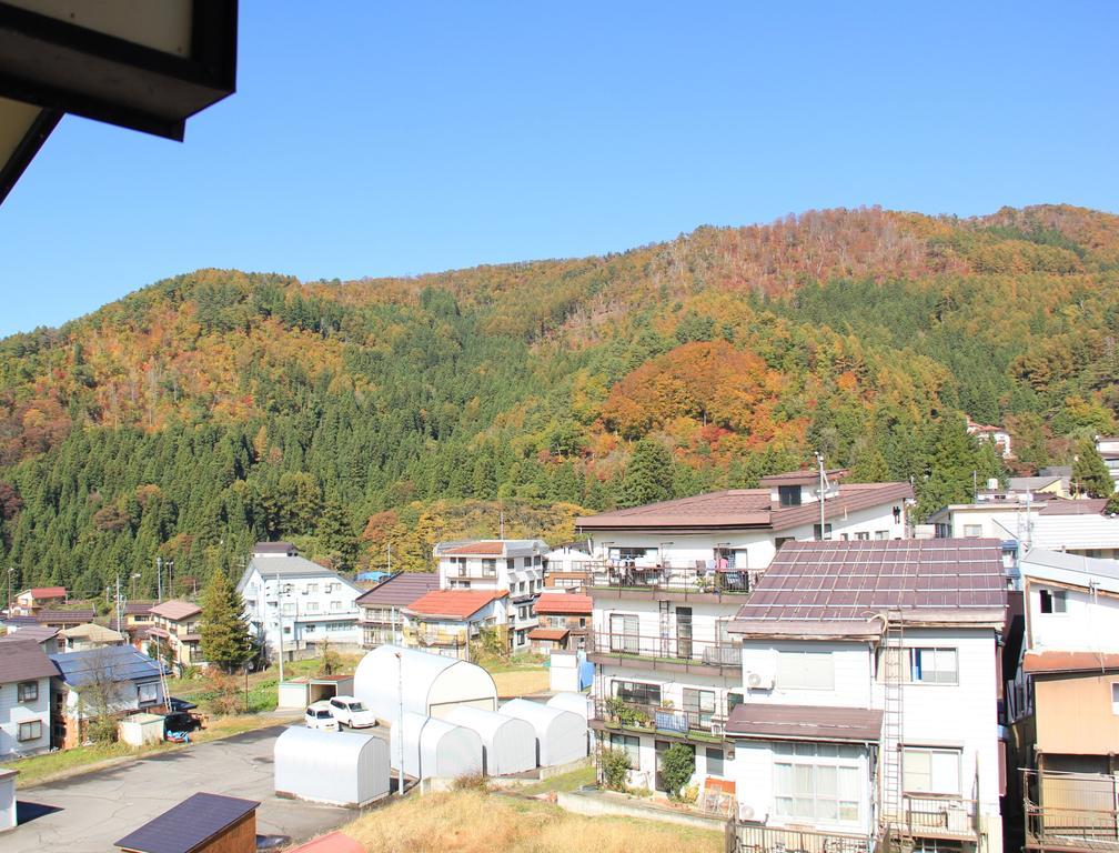 Villa Katashio Nozawaonsen Eksteriør billede