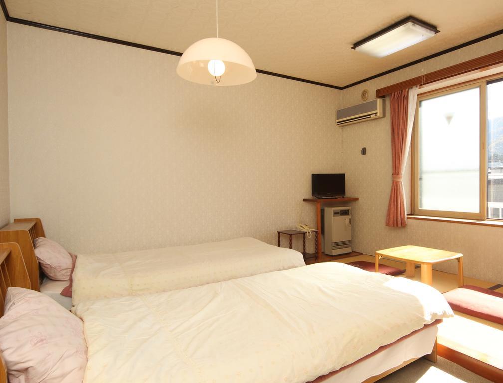 Villa Katashio Nozawaonsen Eksteriør billede