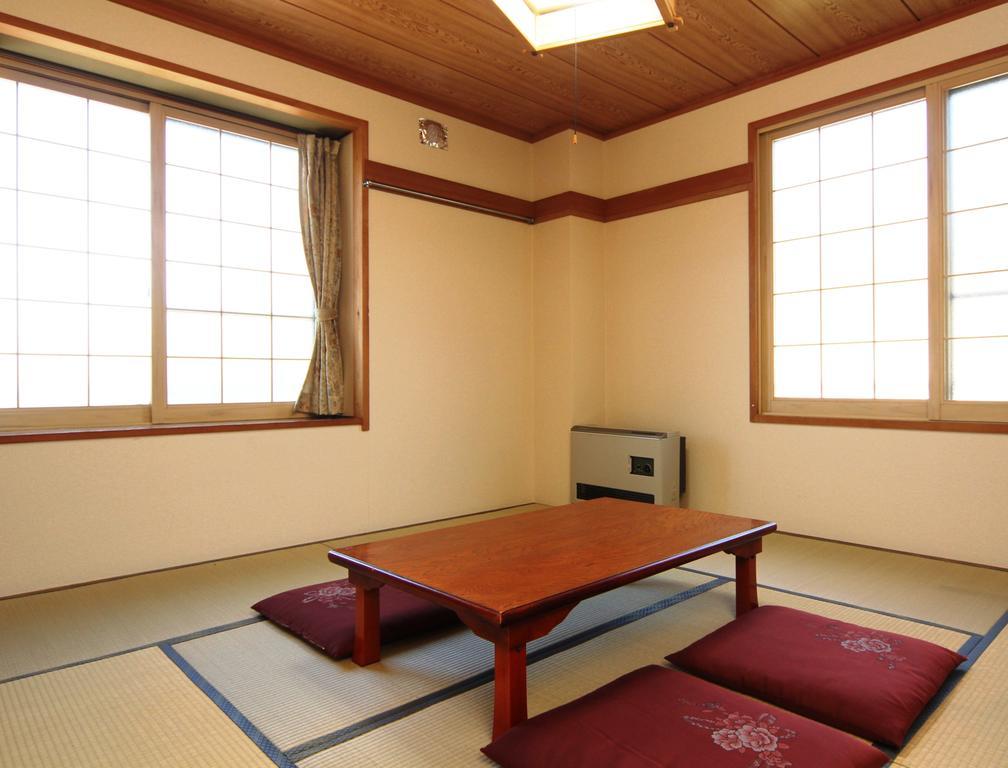 Villa Katashio Nozawaonsen Eksteriør billede